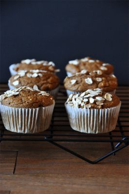Vegan-Pumpkin-Apple-Muffins-by-Minimalist-Baker